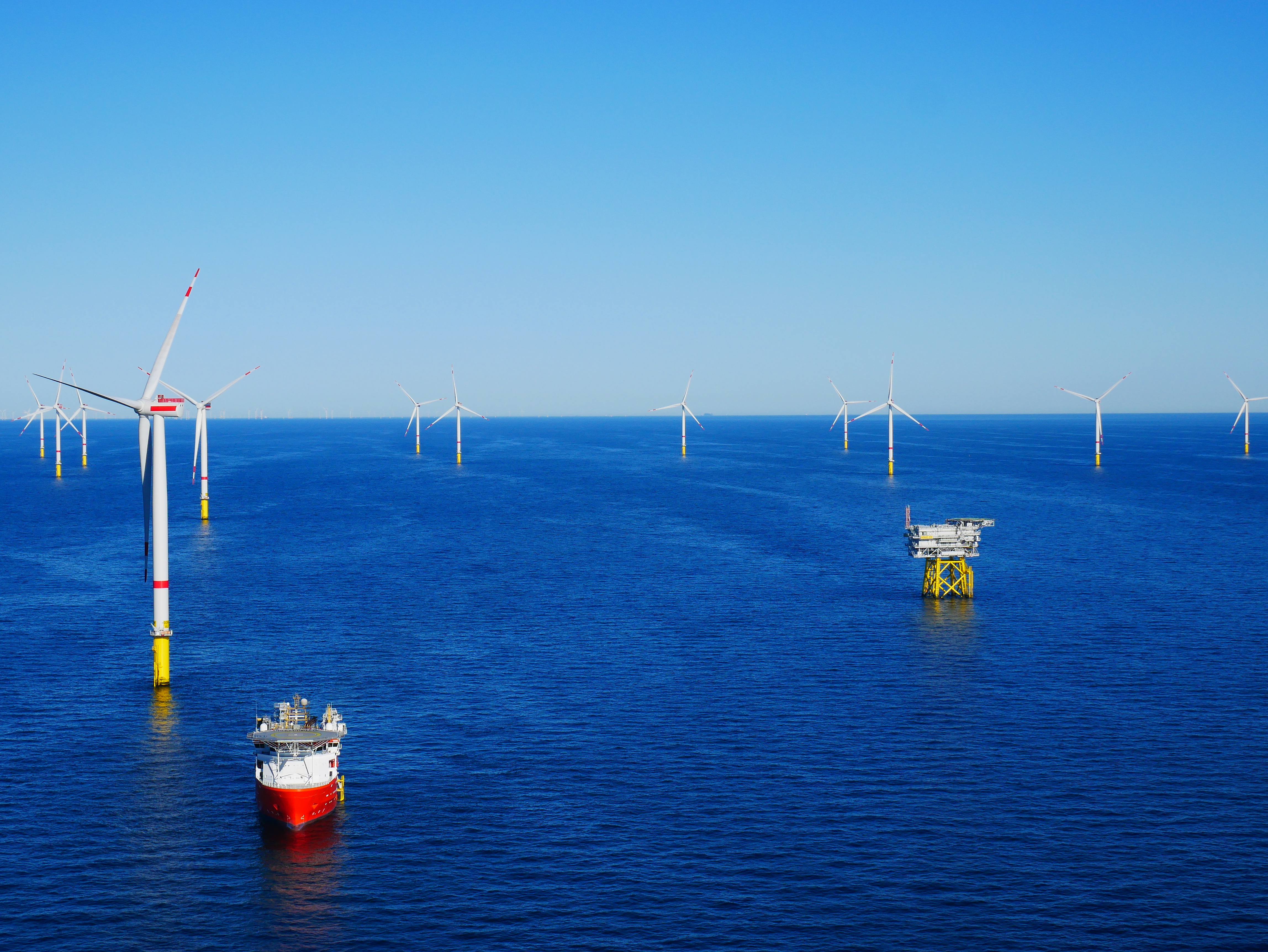 Clarksons Renewables Offshore Wind Farm and Vessels 